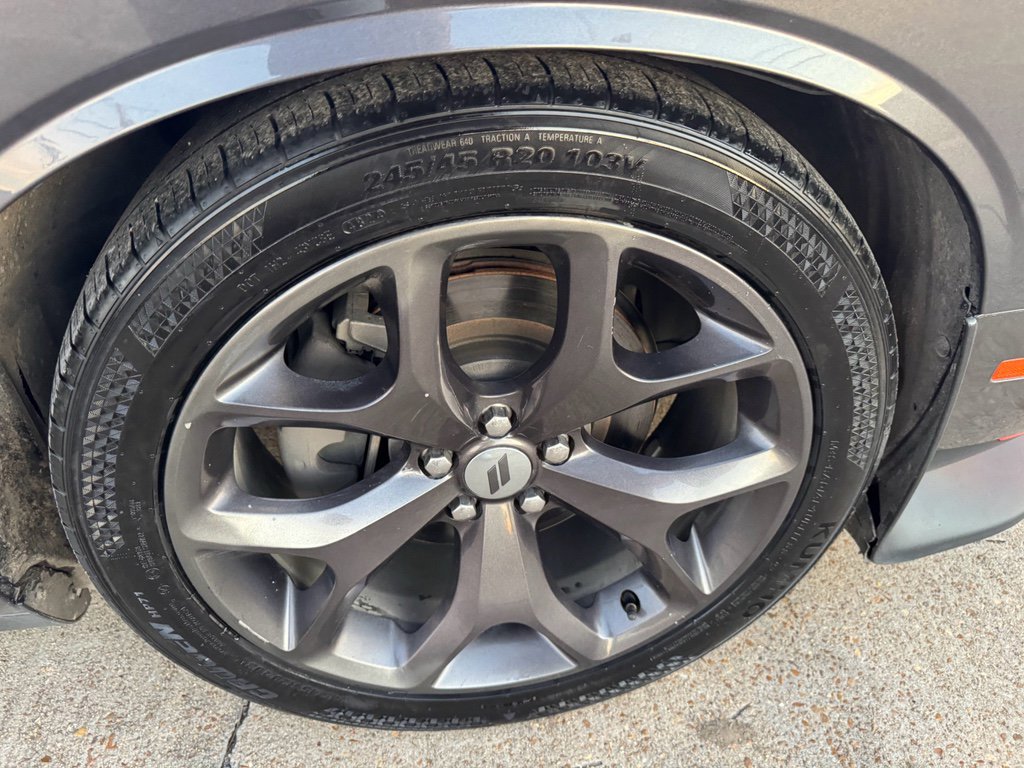 Used 2019 Dodge Challenger R/T image 12