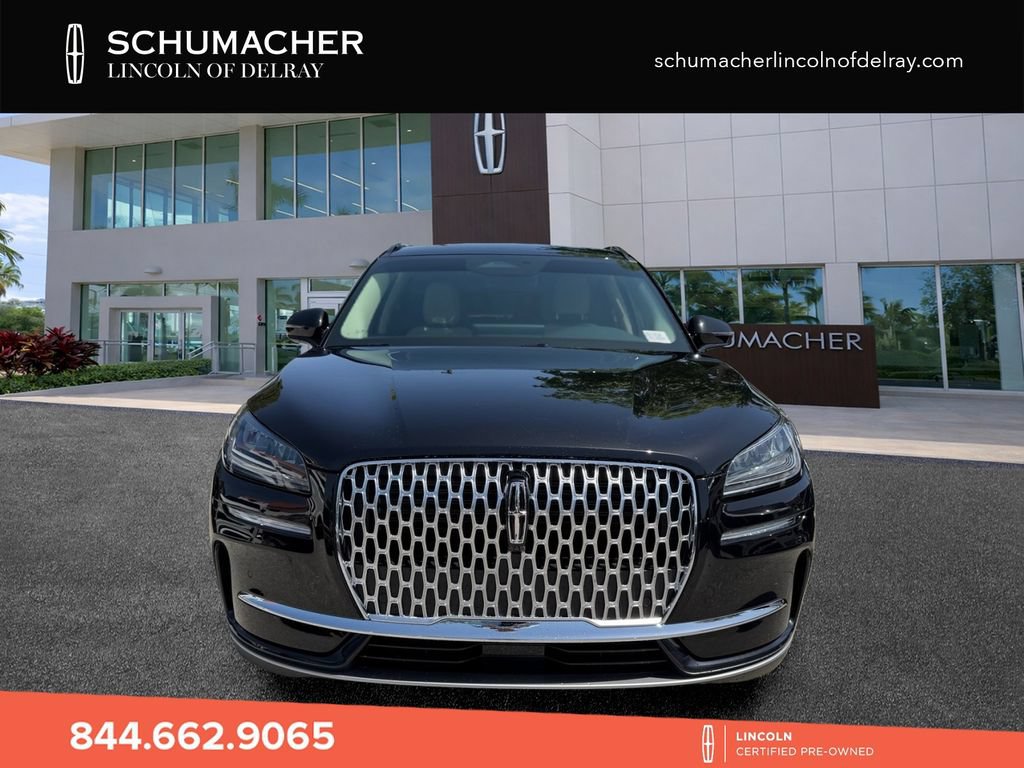 Used 2026 Lincoln Corsair Premiere FWD image 2