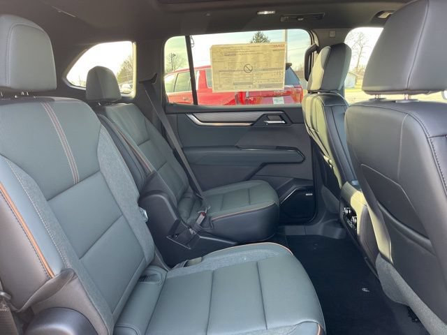 New 2026 GMC Acadia AT4 w/ Luxury Package AWD/4WD image 21
