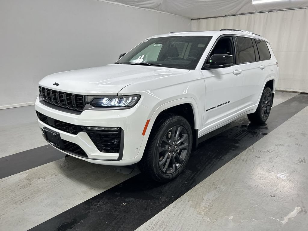 New 2026 Jeep Grand Cherokee L Limited AWD/4WD image 4