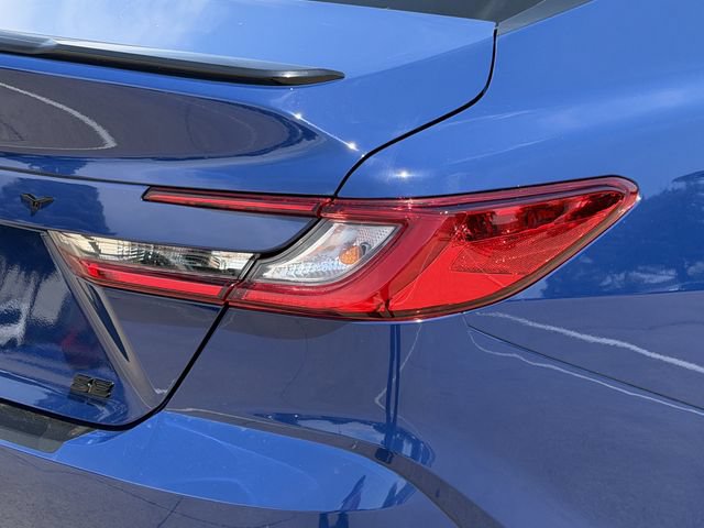 Used 2025 Toyota Camry SE w/ Convenience Package FWD image 7