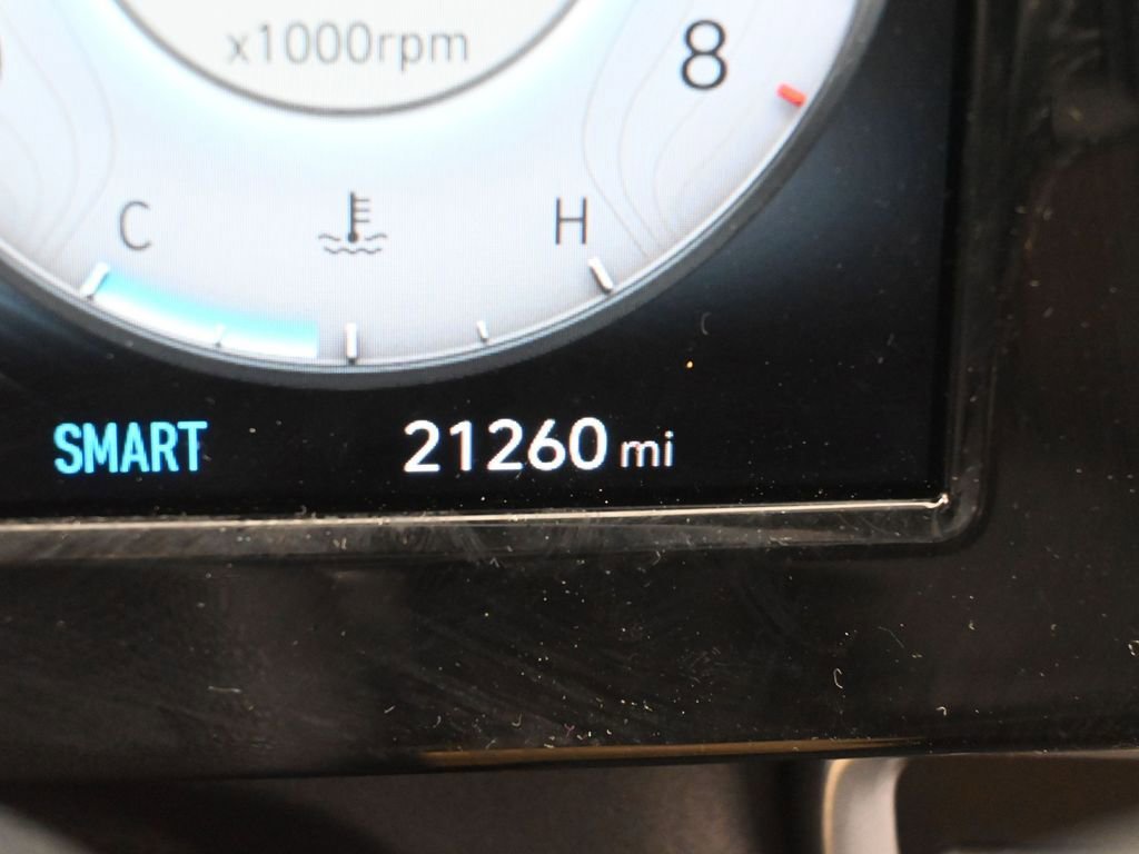 Used 2022 Hyundai Elantra SEL w/ Convenience + Premium Package FWD image 27