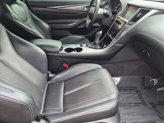 Used 2017 INFINITI Q60 3.0t w/ Premium Plus Package 3.0T AWD/4WD image 20