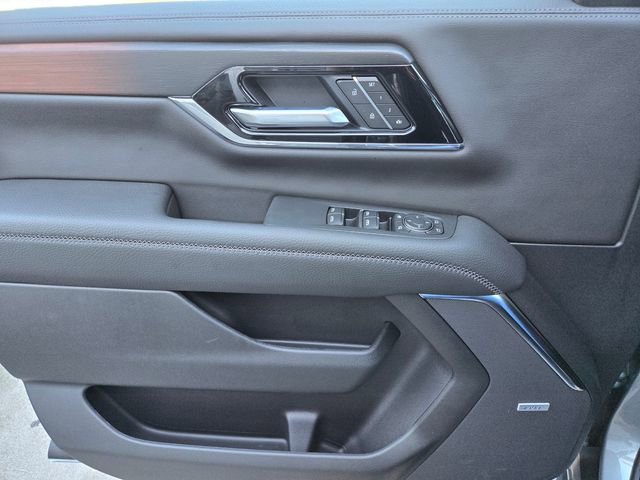 New 2026 GMC Yukon XL Denali w/ Sun & Power Step Package AWD/4WD image 12