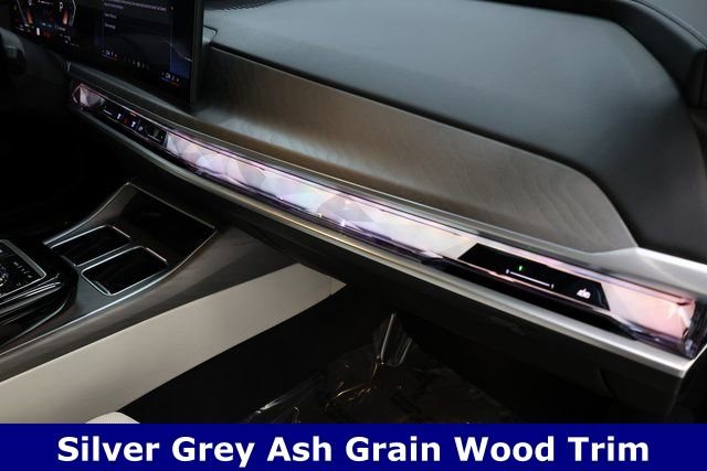 Used 2024 BMW 760i xDrive w/ Executive Package image 15