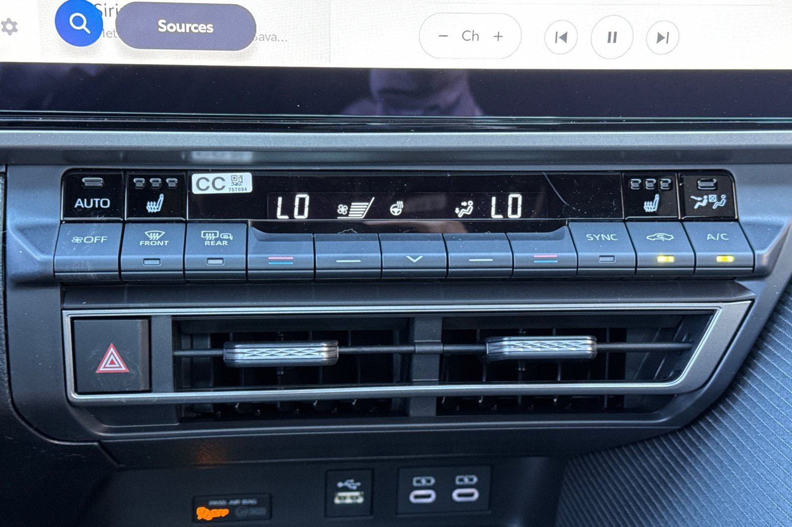 New 2026 Toyota Camry Hybrid image 19