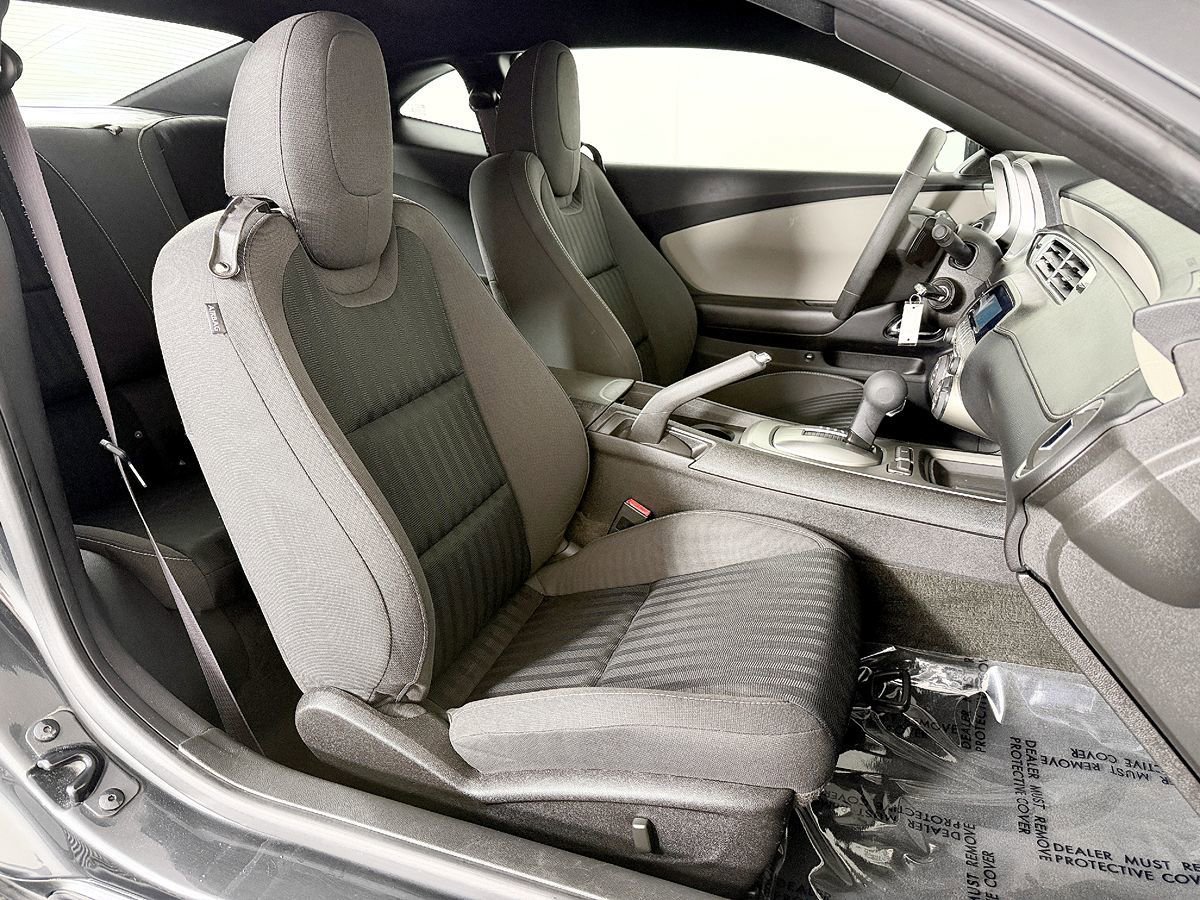 Used 2014 Chevrolet Camaro LS RWD image 37