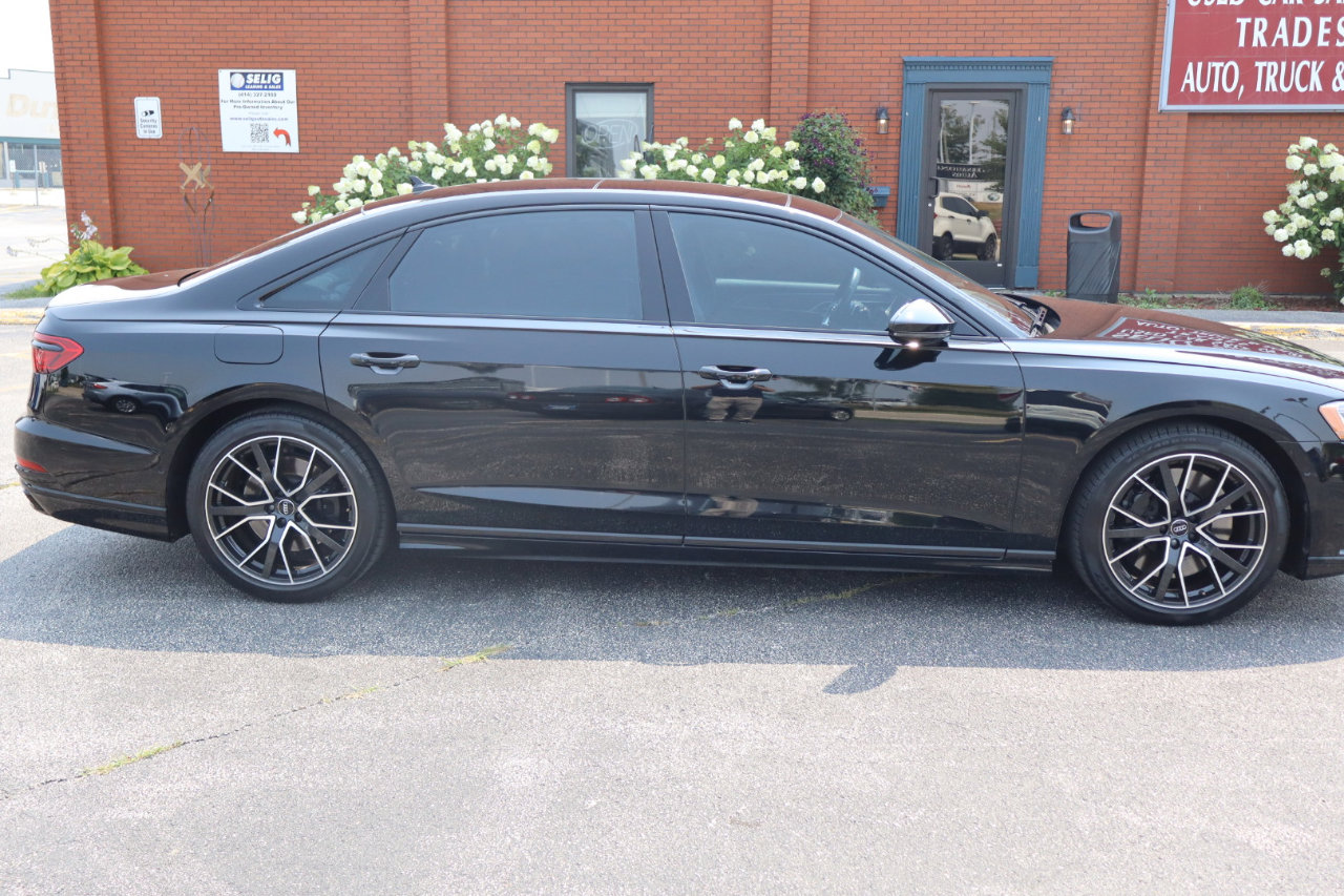 Used 2020 Audi A8 L 4.0T w/ Sport Plus Package image 2