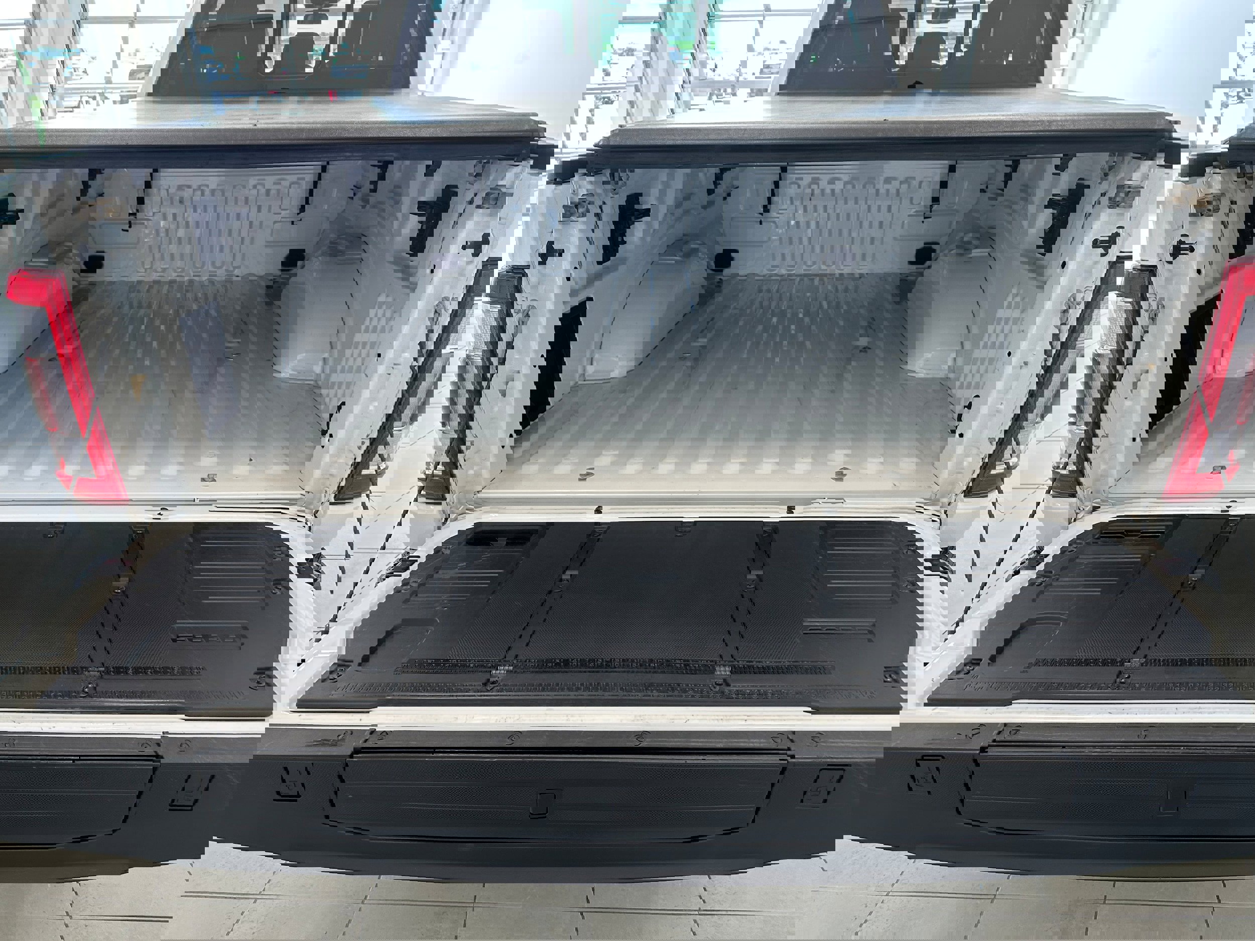 Used 2023 Ford F150 Lariat w/ Bed Utility Package image 8