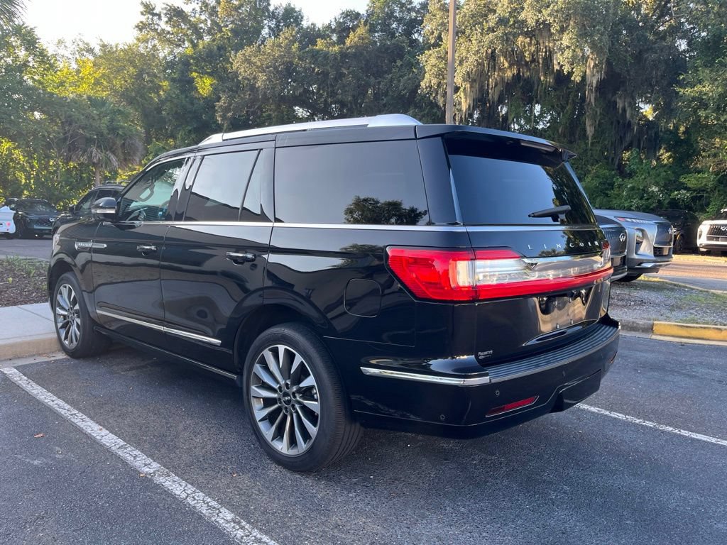 Used 2021 Lincoln Navigator Reserve w/ Luxury Package AWD/4WD image 8