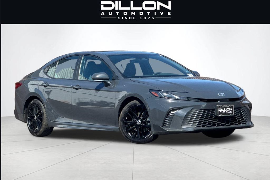 Used 2025 Toyota Camry SE