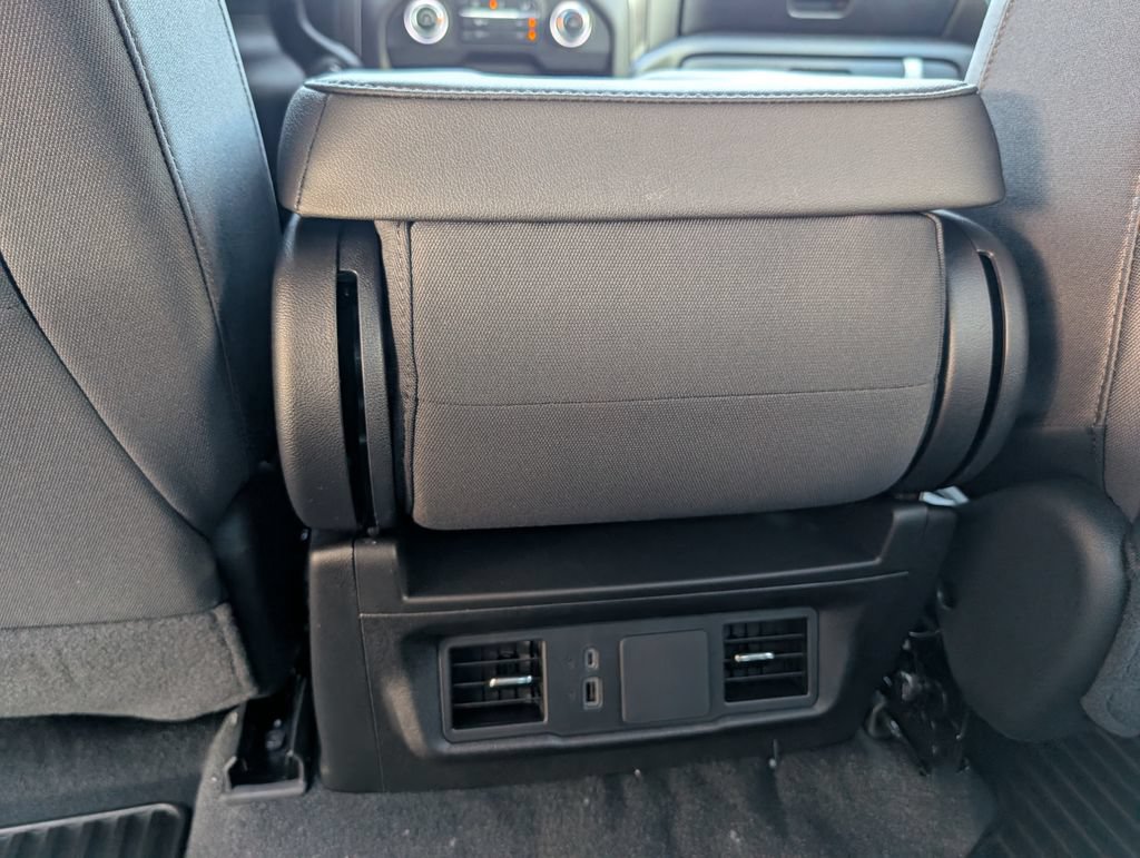 New 2026 Chevrolet Silverado 1500 Custom w/ LPO, Dark Essentials Package RWD image 6