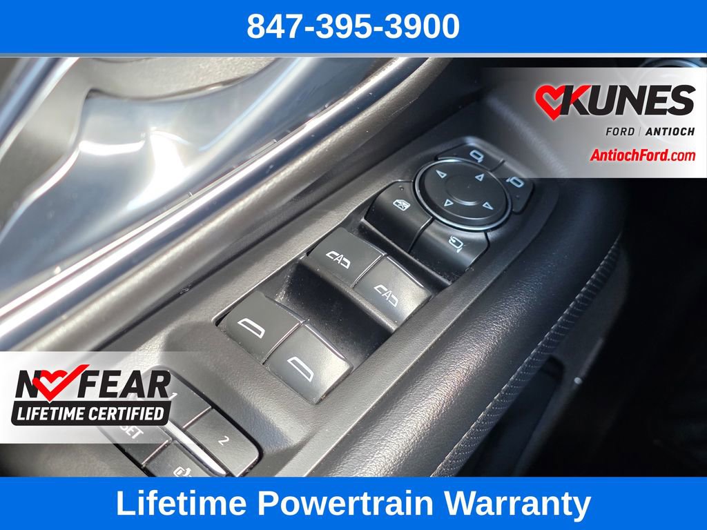 Used 2024 Chevrolet Tahoe Premier AWD/4WD image 40