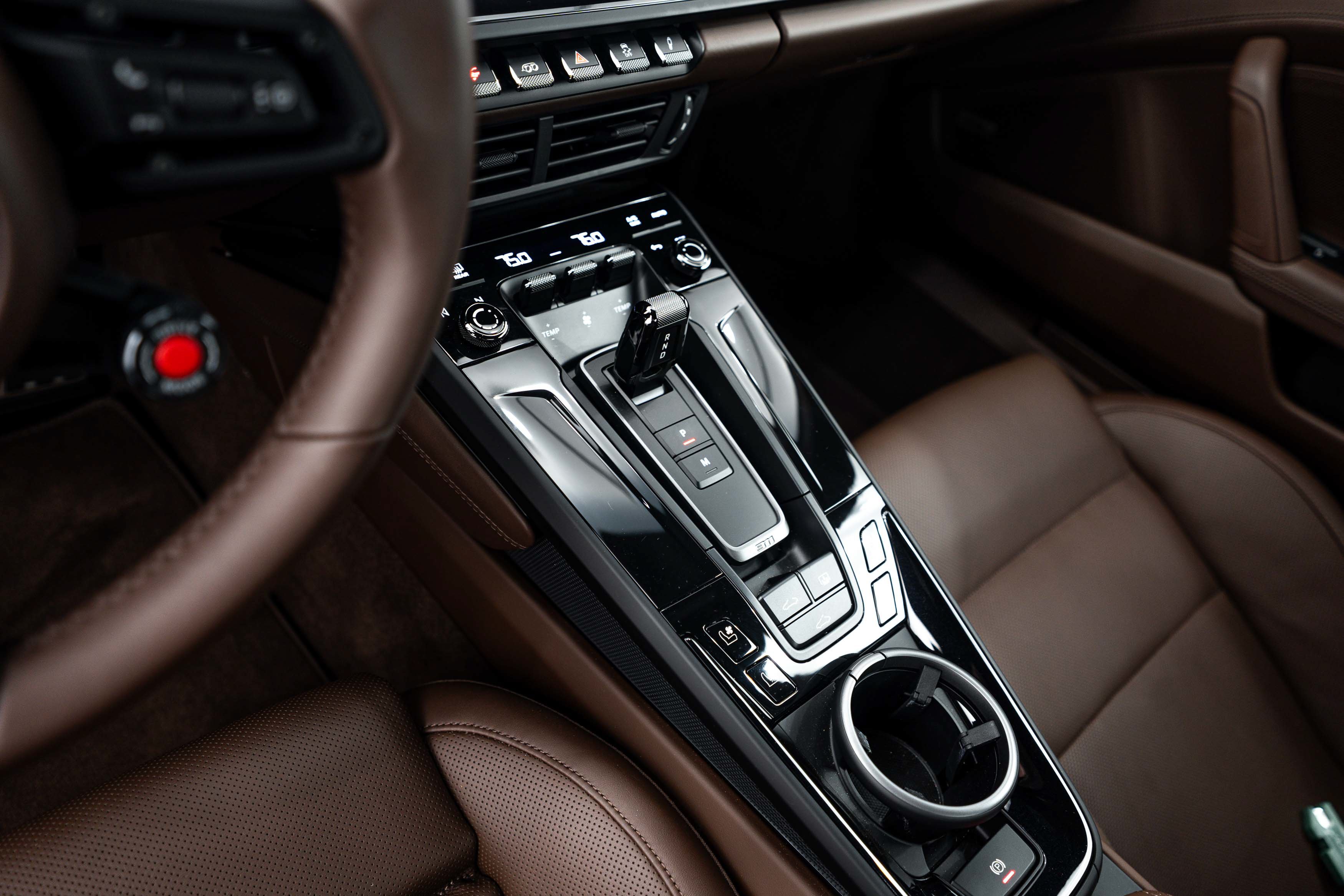 Certified 2025 Porsche 911 Carrera GTS RWD image 20