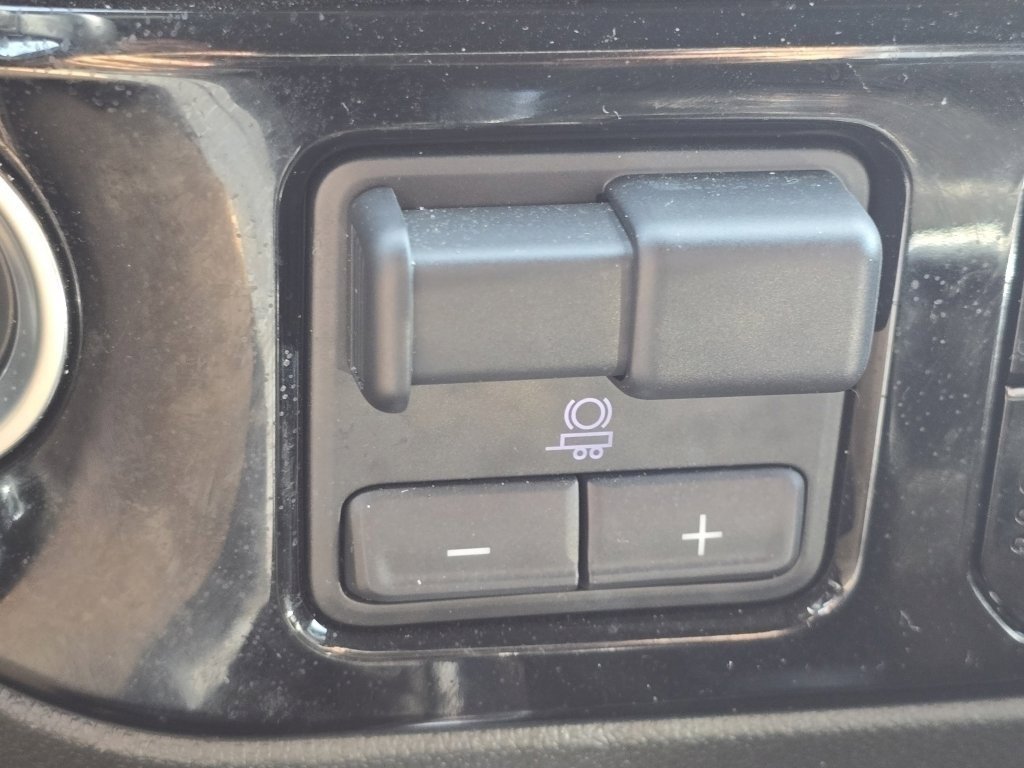 Used 2022 Chevrolet Silverado 1500 LT image 26