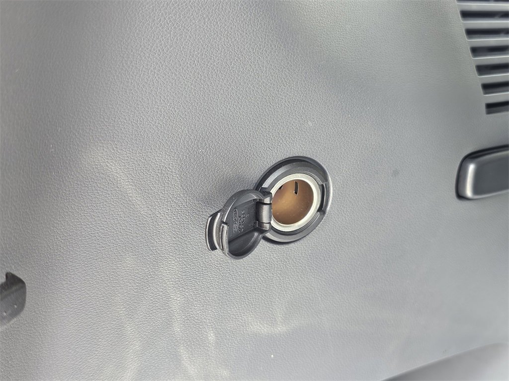 Certified 2025 Hyundai Santa Fe SEL image 31