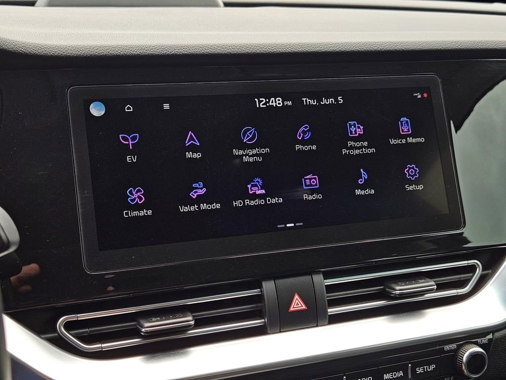 Used 2022 Kia Niro EX Premium FWD image 16