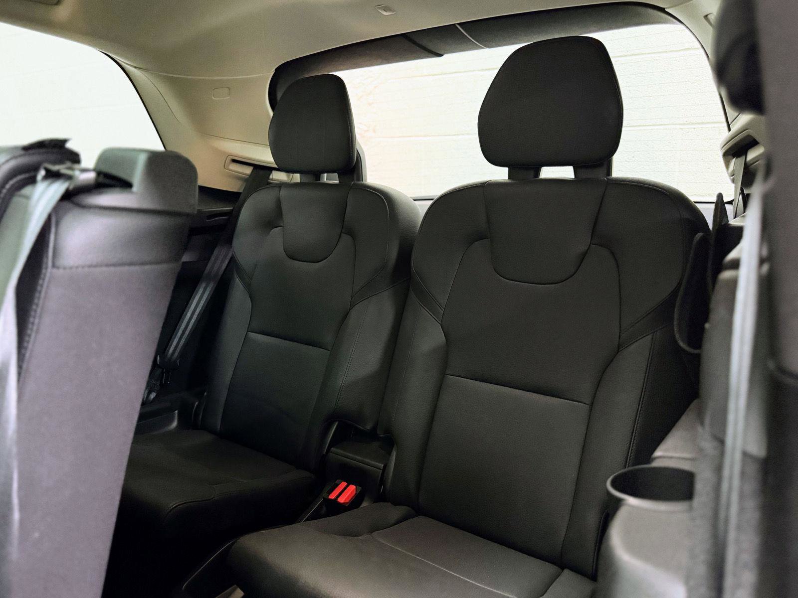 Used 2023 Volvo XC90 T8 Core w/ Climate Package image 17