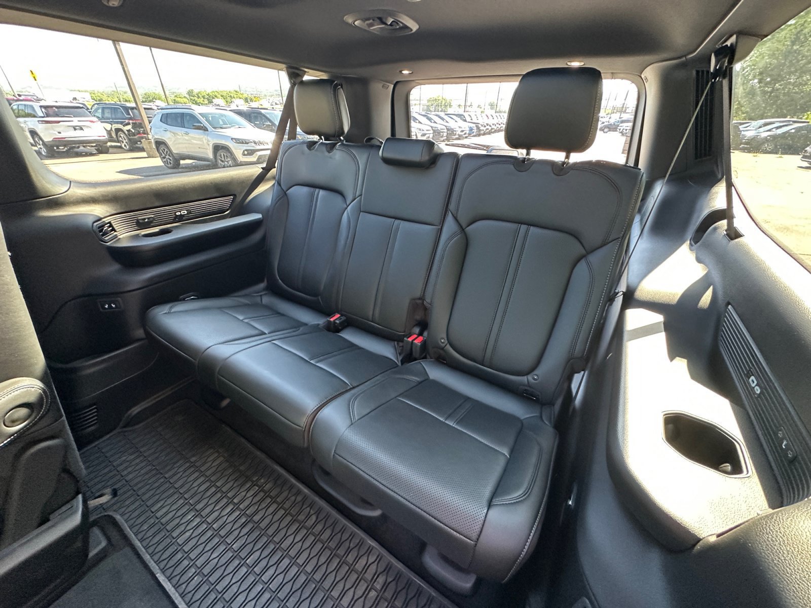 New 2026 Jeep Grand Wagoneer L Limited w/ Premium Group II AWD/4WD image 40