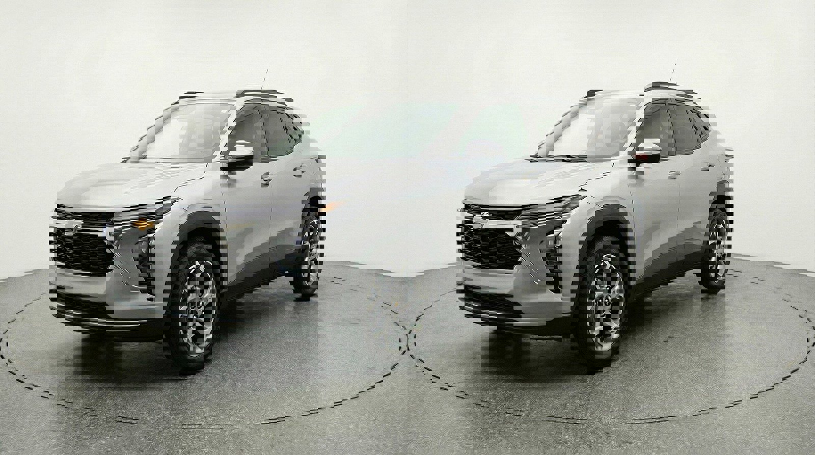 Used 2025 Chevrolet Trax LT w/ LT Convenience Package image 3