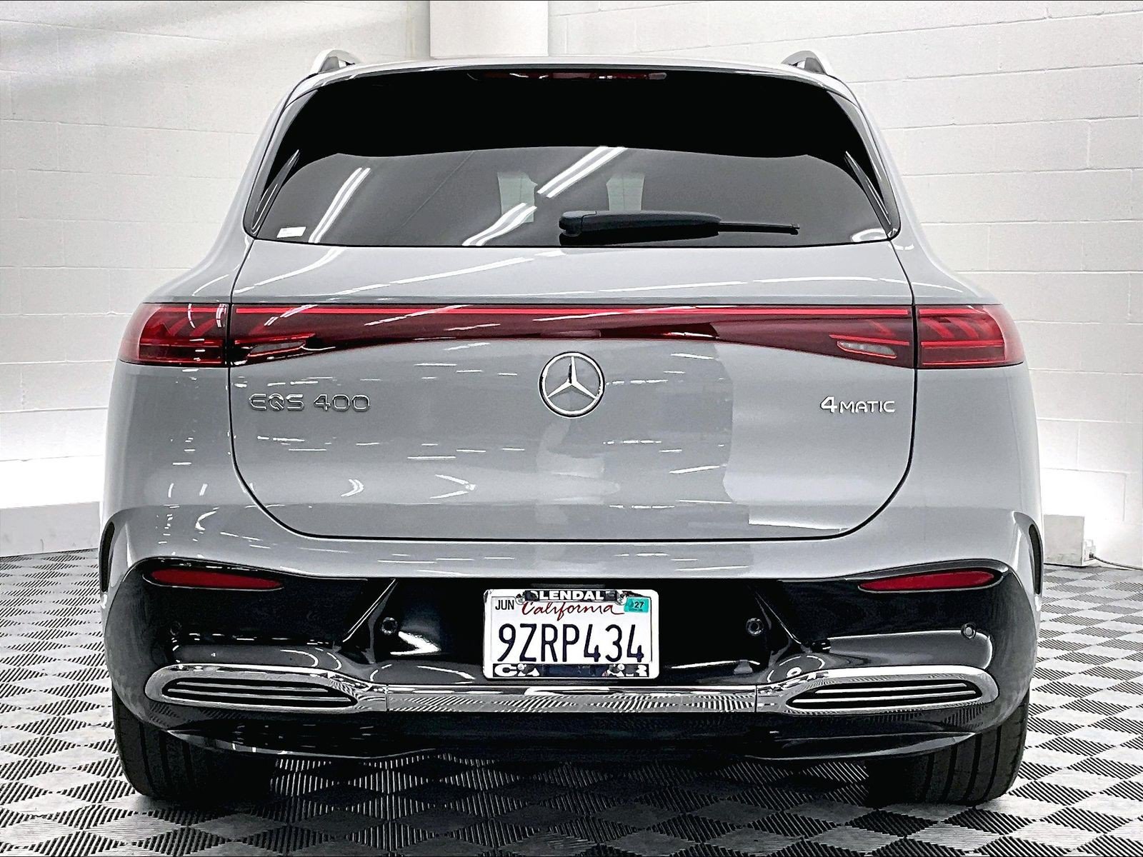 Used 2026 Mercedes-Benz EQS 400 4MATIC SUV image 3