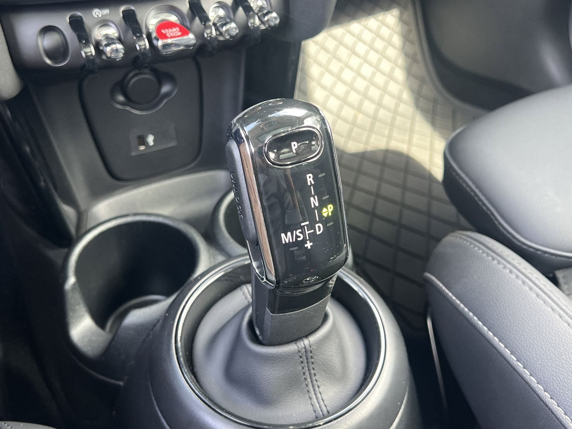 Used 2023 MINI Cooper S FWD image 8