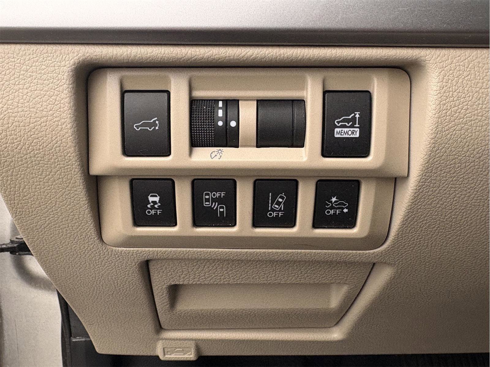 Used 2019 Subaru Outback 2.5i Limited w/ Protection Package #1 image 27