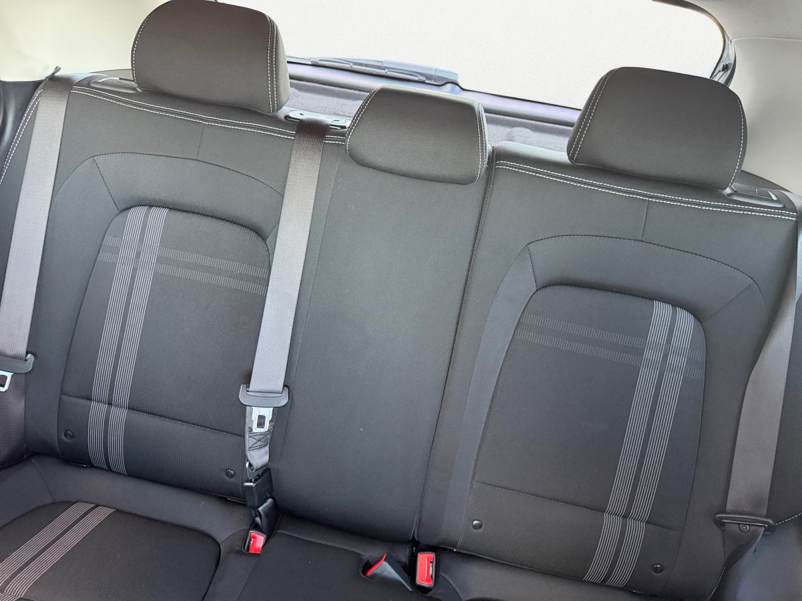 Used 2025 Hyundai Venue SEL FWD image 13