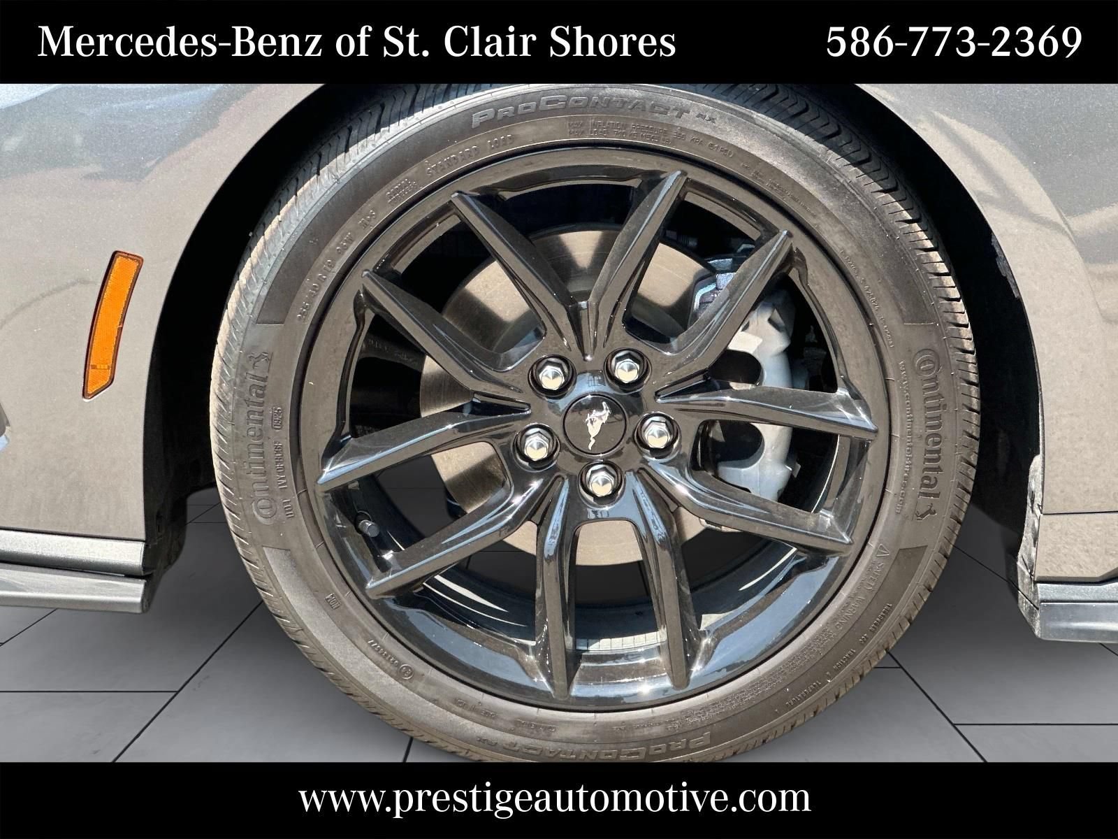 Used 2025 Ford Mustang Premium RWD image 9