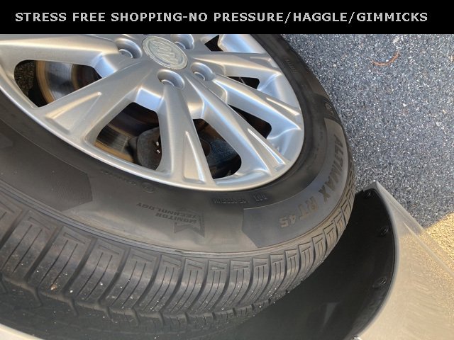 Used 2011 Buick Lucerne CXL image 13