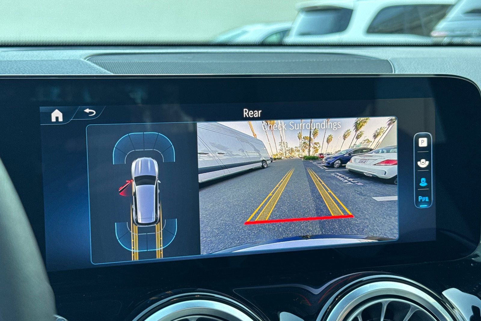 Certified 2025 Mercedes-Benz GLB 250 image 22