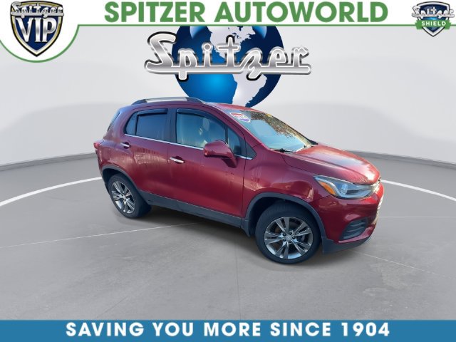 Used 2020 Chevrolet Trax LT w/ Sun & Sound Package AWD/4WD image 17