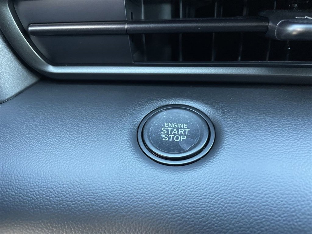 New 2025 Hyundai Elantra Sport image 29