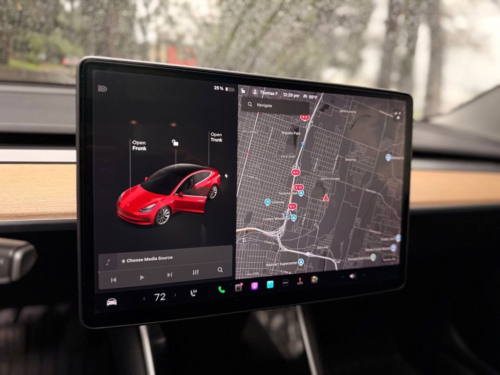 Used 2018 Tesla Model 3 Long Range image 45