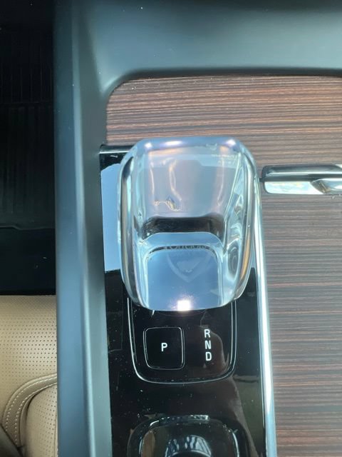 Used 2024 Volvo XC60 T8 Ultimate w/ Protection Package Premier AWD/4WD image 15