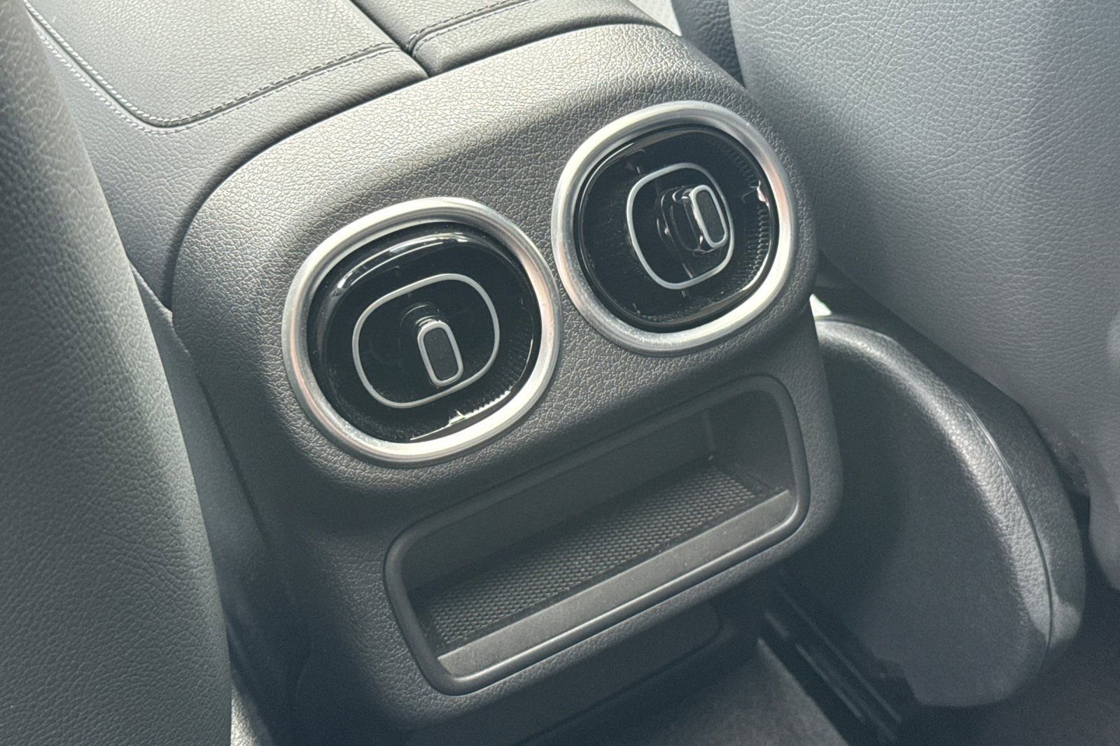 Certified 2025 Mercedes-Benz GLC 300 image 14