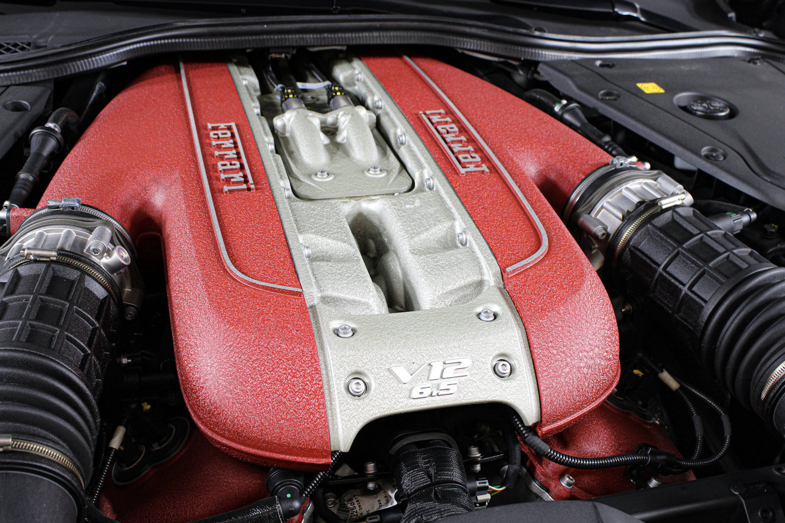 Used 2019 Ferrari 812 Superfast RWD image 56