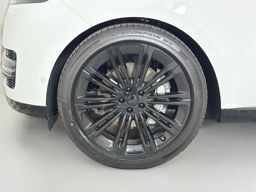 New 2026 Land Rover Range Rover SE AWD/4WD image 33