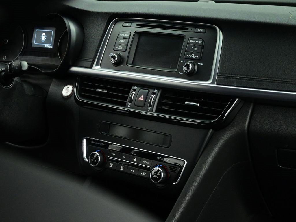 Used 2016 Kia Optima EX image 32