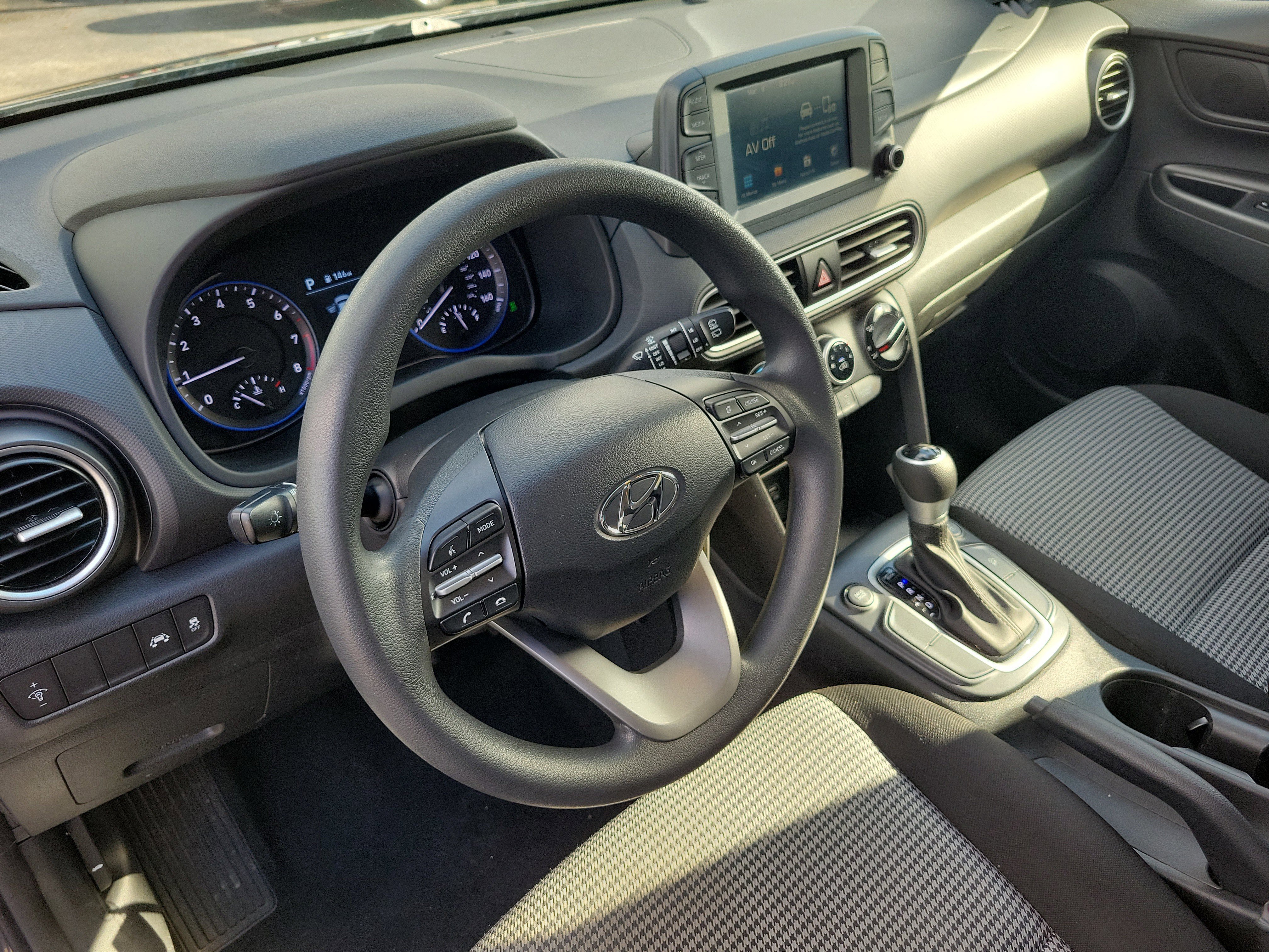 Used 2021 Hyundai Kona SE image 22