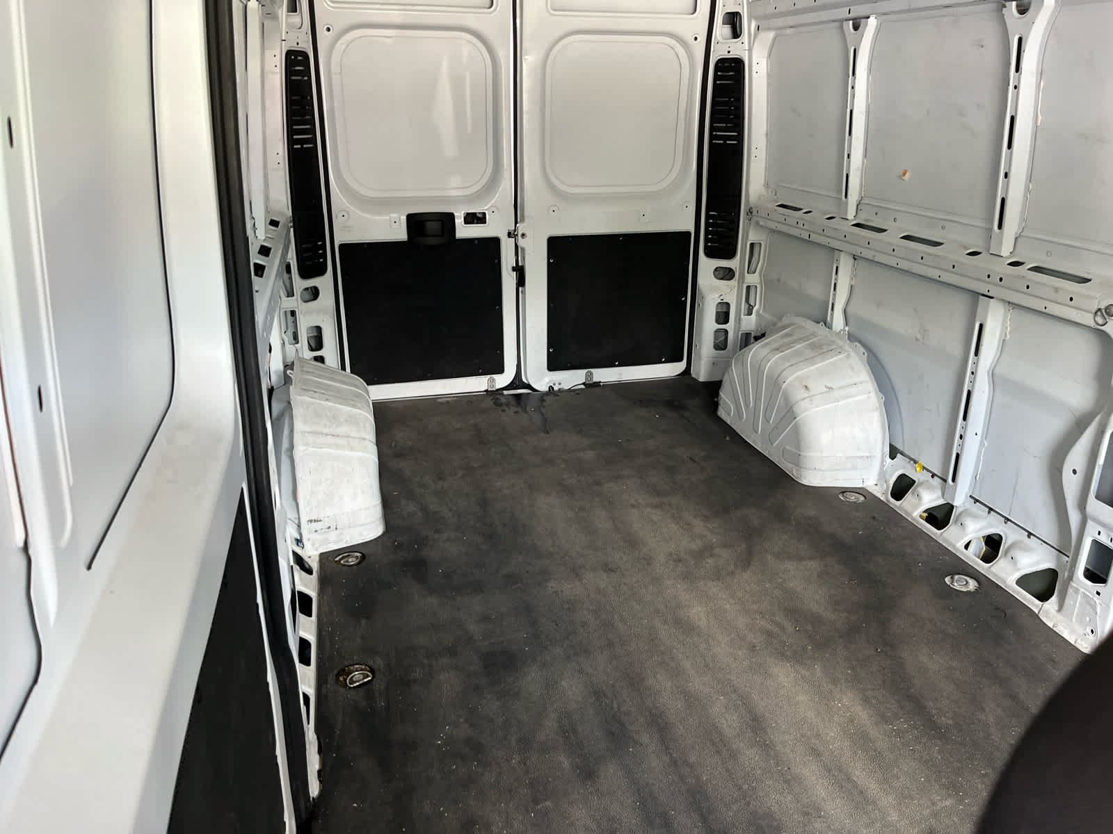 Used 2023 RAM ProMaster 2500 FWD image 33
