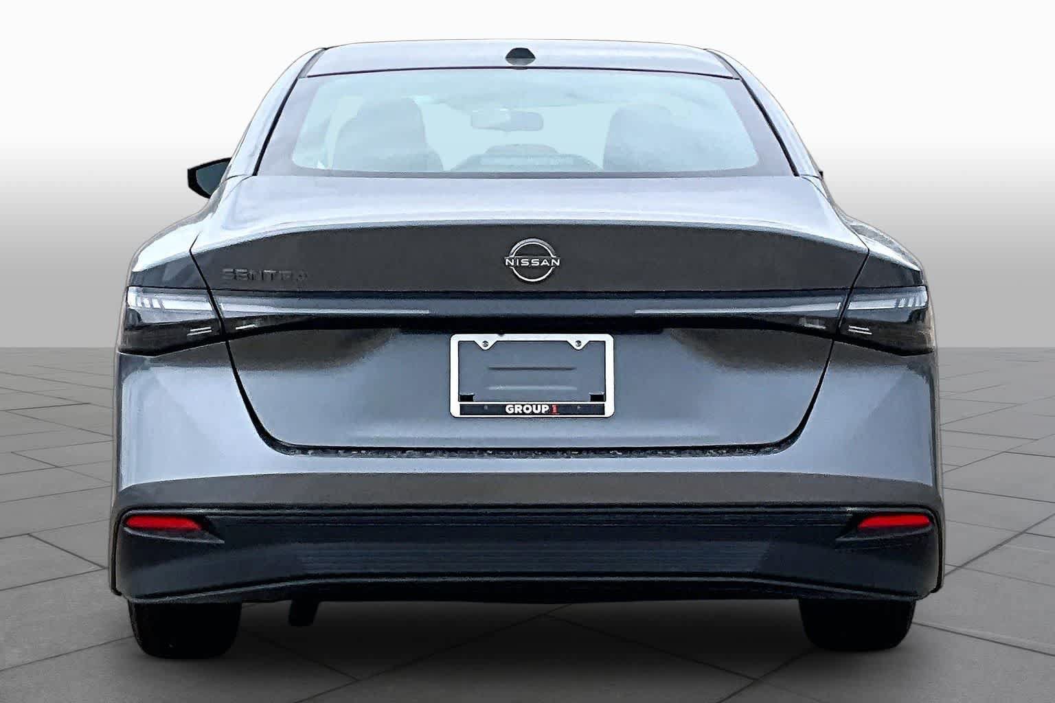 New 2027 Nissan Sentra SV FWD image 4
