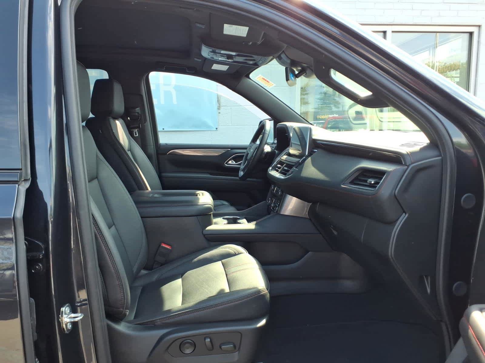 Used 2023 Chevrolet Tahoe RST w/ Luxury Package AWD/4WD image 20