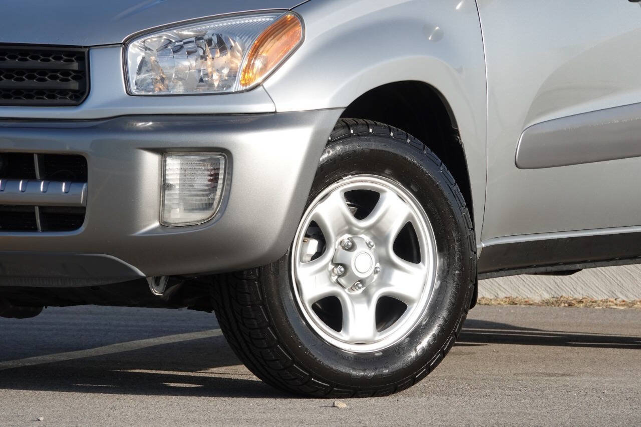 Used 2003 Toyota RAV4 4WD image 10