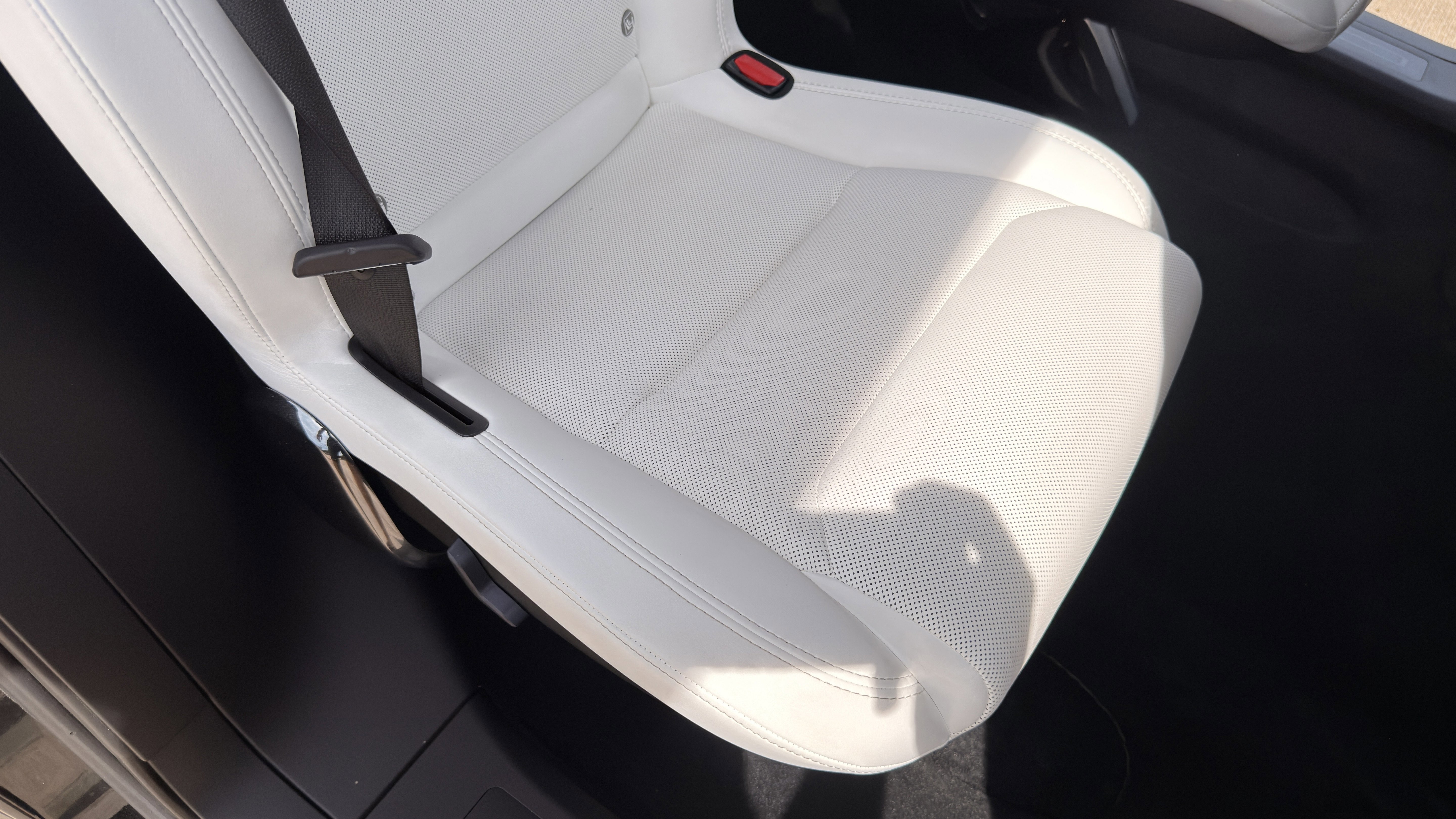 Used 2023 Tesla Model X Plaid image 47