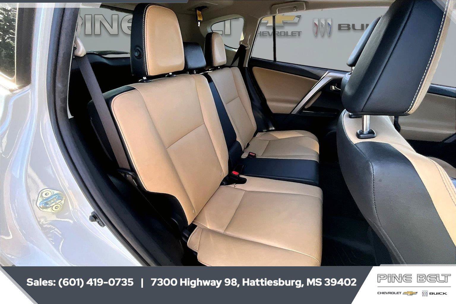Used 2018 Toyota RAV4 Limited FWD image 20