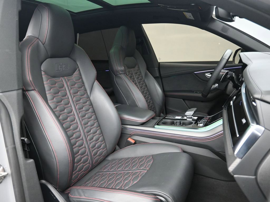 Used 2024 Audi RS Q8 image 25