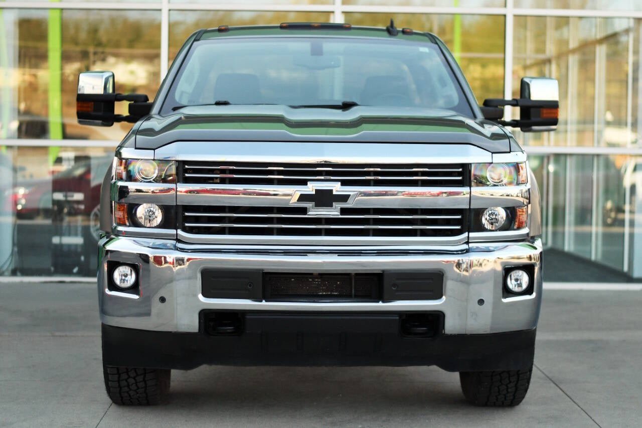 Used 2017 Chevrolet Silverado 2500 LTZ w/ Vortec Plus Package image 2