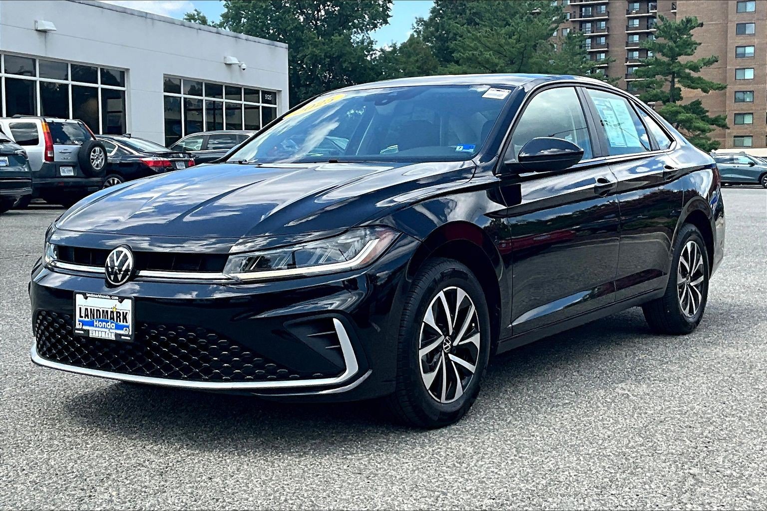 Used 2025 Volkswagen Jetta S FWD image 1