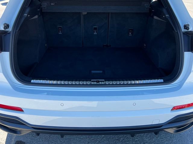 Used 2020 Audi Q3 2.0T Premium w/ Convenience Package image 4